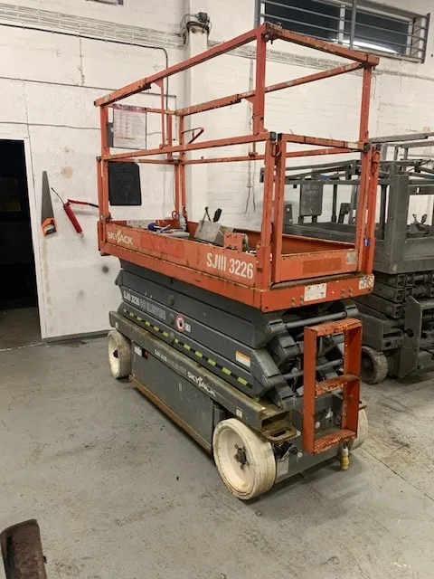 Skyjack SJIII 3226 Scissor Lift image 1